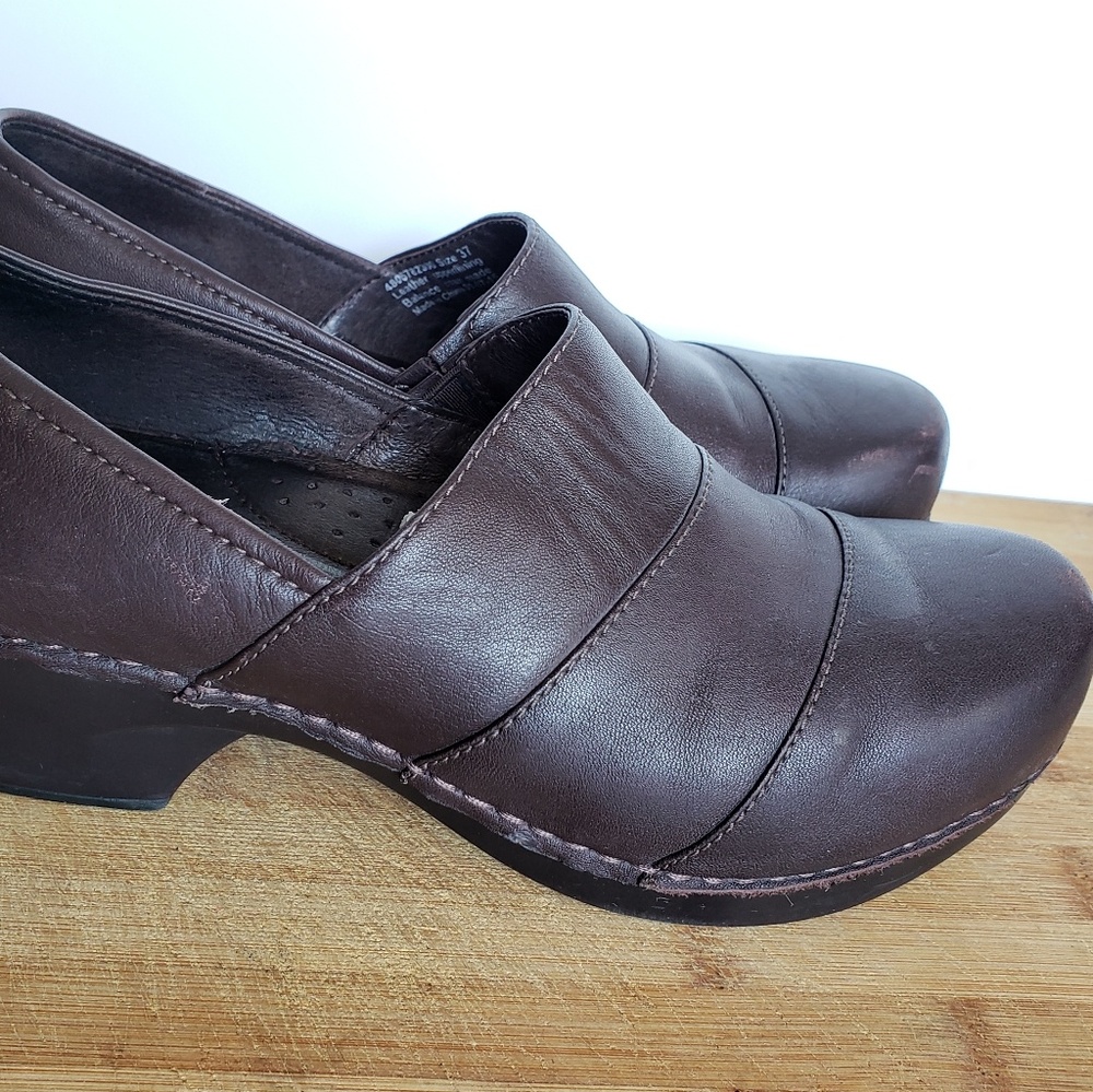 Dansko womens slip-on size 37
